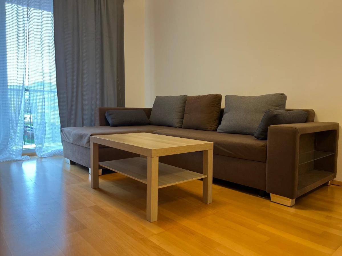 Apartment Hurka - 15 Min Do Centra, Garaz Prague Ngoại thất bức ảnh