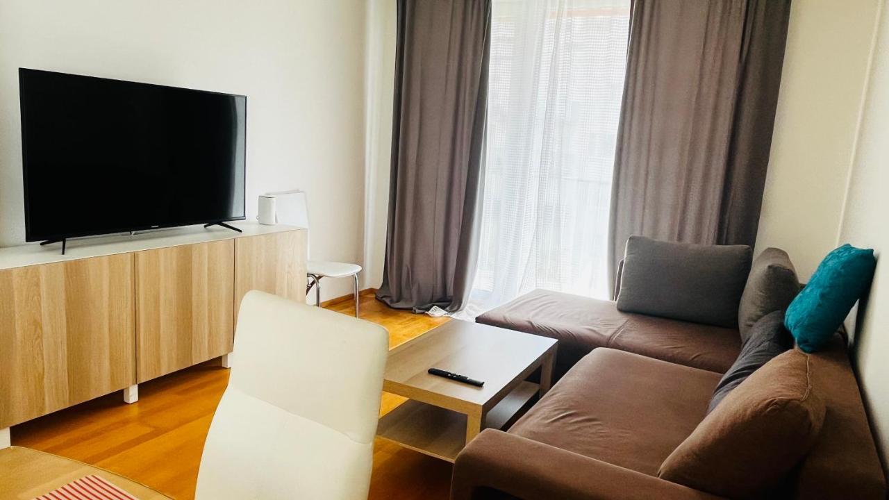 Apartment Hurka - 15 Min Do Centra, Garaz Prague Ngoại thất bức ảnh